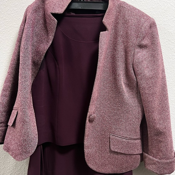 Kasper Jackets & Blazers - Kasper Petite 3 piece suit